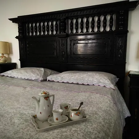 Casa D'epoca Fronte A Di Домазо