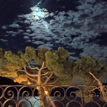 Casa D'epoca Fronte A Di Appartement Domaso