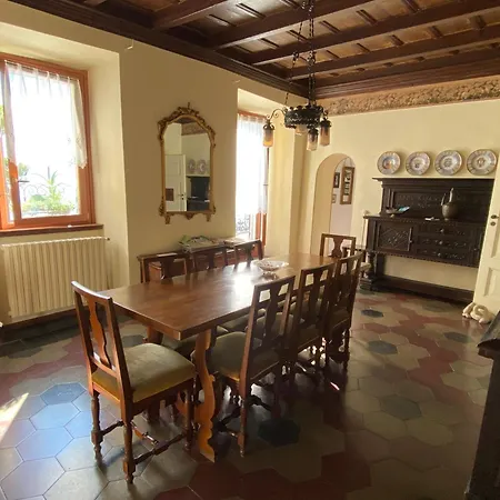 Casa D'epoca Fronte A Di