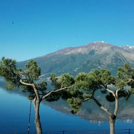 Casa D'epoca Fronte A Di * Domaso