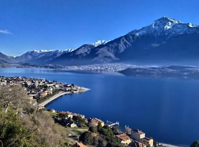 Casa D'epoca Fronte A Di * Domaso