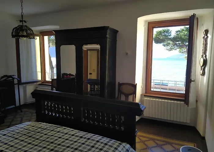 Casa D'epoca Fronte A Di