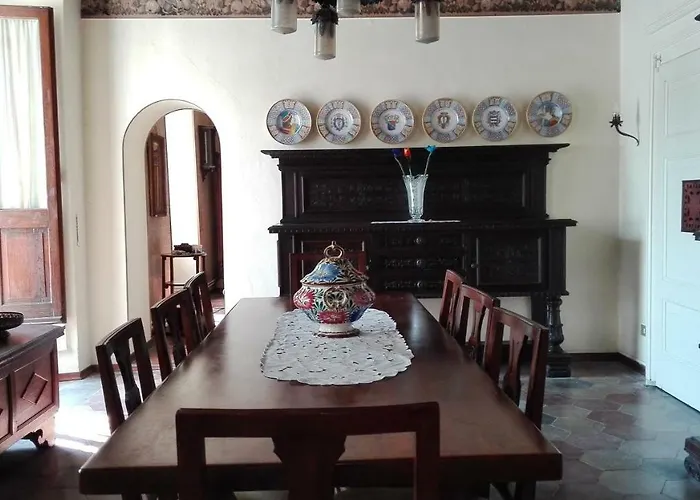 Casa D'epoca Fronte A Di 도마소